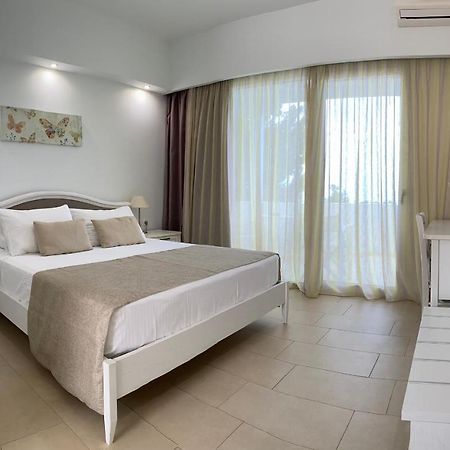 Aroma Creta Bed And Breakfast คูตซูนารี ภายนอก รูปภาพ