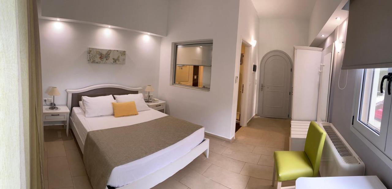 Aroma Creta Bed And Breakfast คูตซูนารี ภายนอก รูปภาพ